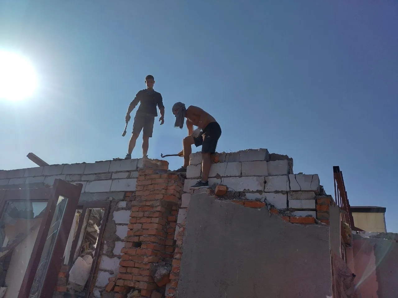 Демонтаж та вивіз великогабаритного сміття у Києві